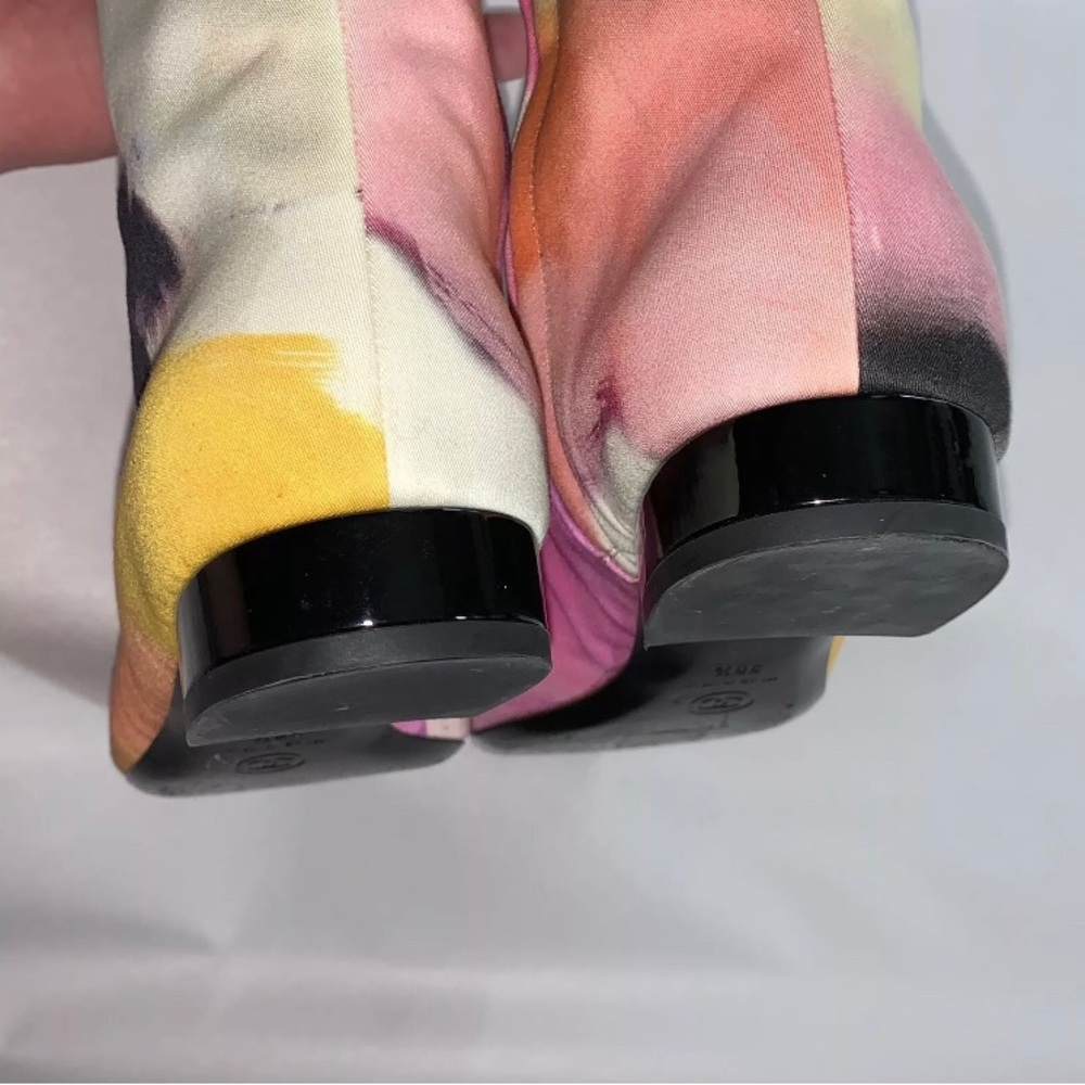 CHANEL size 38.5 abstract floral watercolor RIDING BOOTS spring 2015 collection - Picture 8 of 12